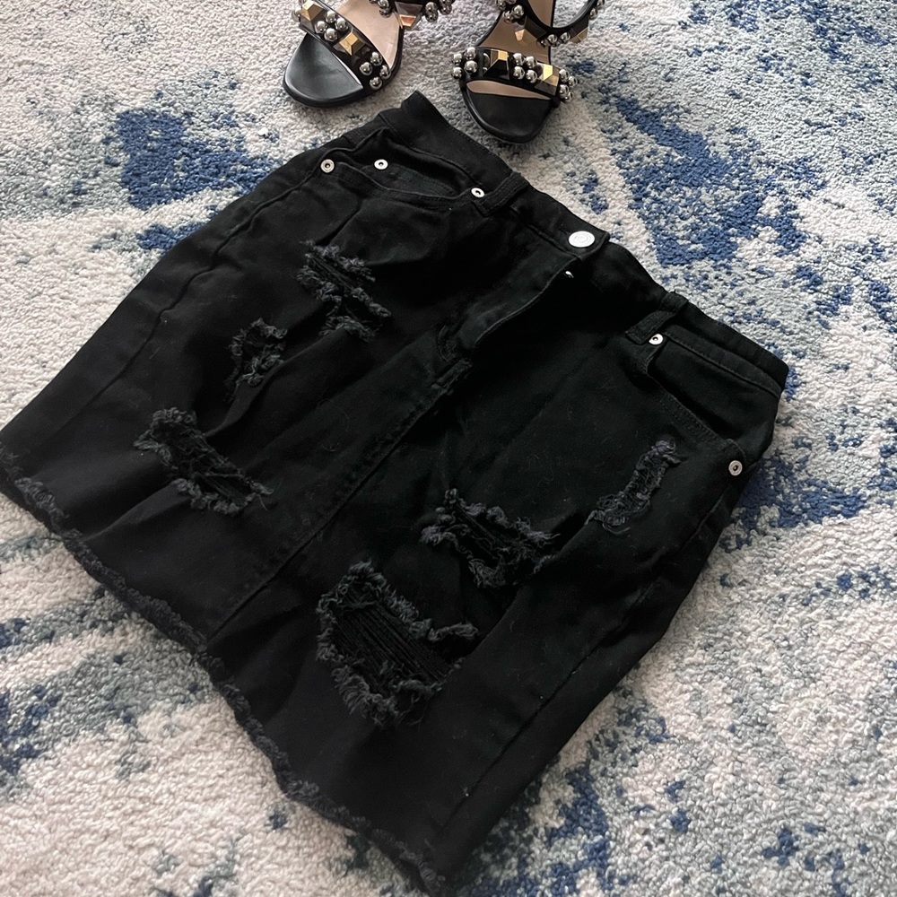 Distressed skirt nwot